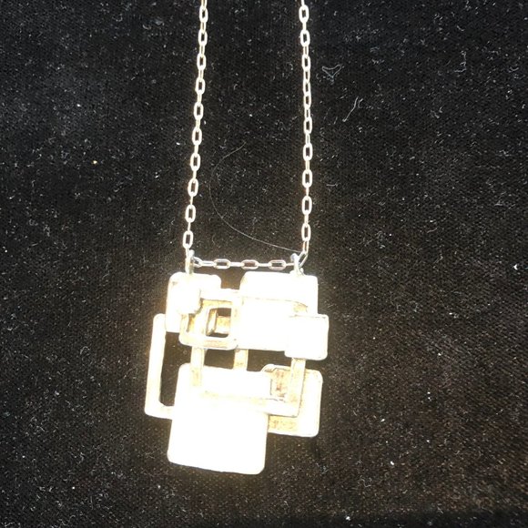 Statement necklace by NES Montreal - Picture 4 of 4